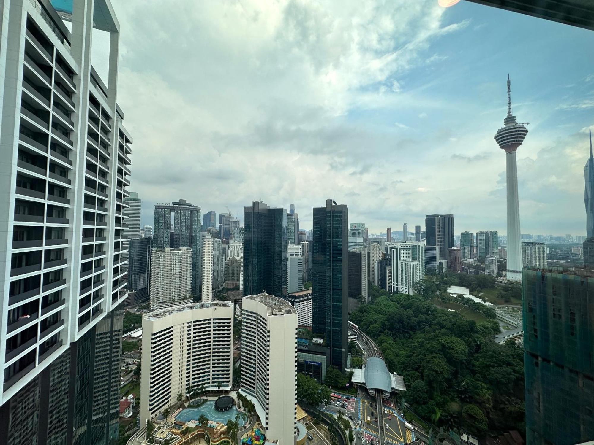 Ferienwohnung The Platinum Kuala Lumpur By Cozy White Exterior foto